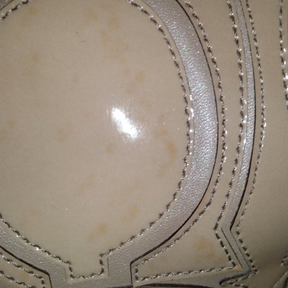 Coach 16449 Colette signature leather patent overlay in putty bag - Picture 10 of 11